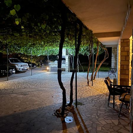 Apartmani Mendula Budva Exterior photo