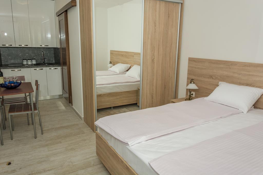Apartmani Mendula Budva Exterior photo